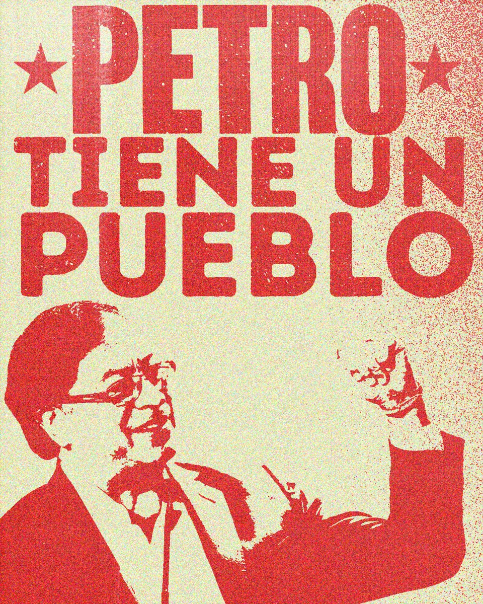ImprentaRep's tweet photo. Petro tiene un pueblo digno y soberano que ama la libertad, un pueblo bello y esperanzado en la construcción del futuro. Somos una cadena de afectos que sostiene la vida y lo común en el país más hermoso del mundo.

Nunca estaremos de rodillas porque es de pie que se defiende lo justo y se enfrenta al fascismo. De pie con el costo que sea necesario para no entrar a la horrible noche de la renuncia de las convicciones.

Con usted Presidente Petro para defender la vida y la autonomía de los pueblos.