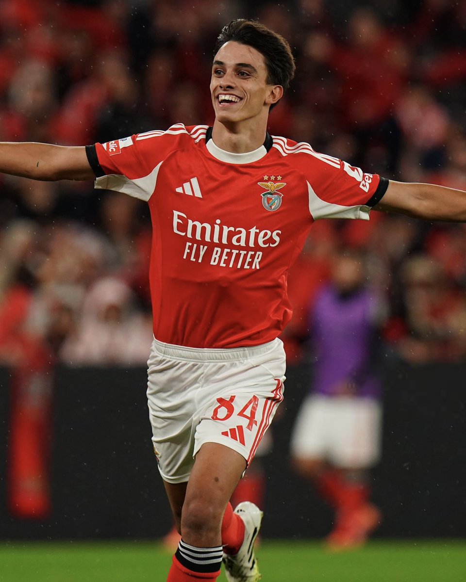 plusbenfica's tweet photo. Benfica e João Rego acertam renovação até 2030. (@ojogo) https://t.co/gEacARAFRd