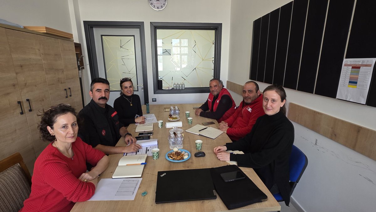 Türk Kızılayı Afet Tatbikat ve İşbirlikleri temsilcileri ile MEB AKUB ANKARA Ekibinin Afet Beslenme Grubuna dahil olma ve Akreditasyonuyla ilgili olarak toplantı yapılmıştır
<a href="/tcmeb/">Millî Eğitim Bakanlığı</a>
<a href="/Yusuf__Tekin/">Yusuf Tekin</a>
<a href="/omurfatih/">Ömür Fatih Karakullukçu</a>
<a href="/meb_dhgm/">Destek Hizmetleri Genel Müdürlüğü</a>
<a href="/ozkan_meb/">Özkan AVCI</a>
<a href="/MemAnkara/">Ankara İl Millî Eğitim Müdürlüğü</a>
<a href="/Murat4Kucukali/">Murat Küçükali</a>
<a href="/turgutunal1818/">TURGUT ÜNAL</a>