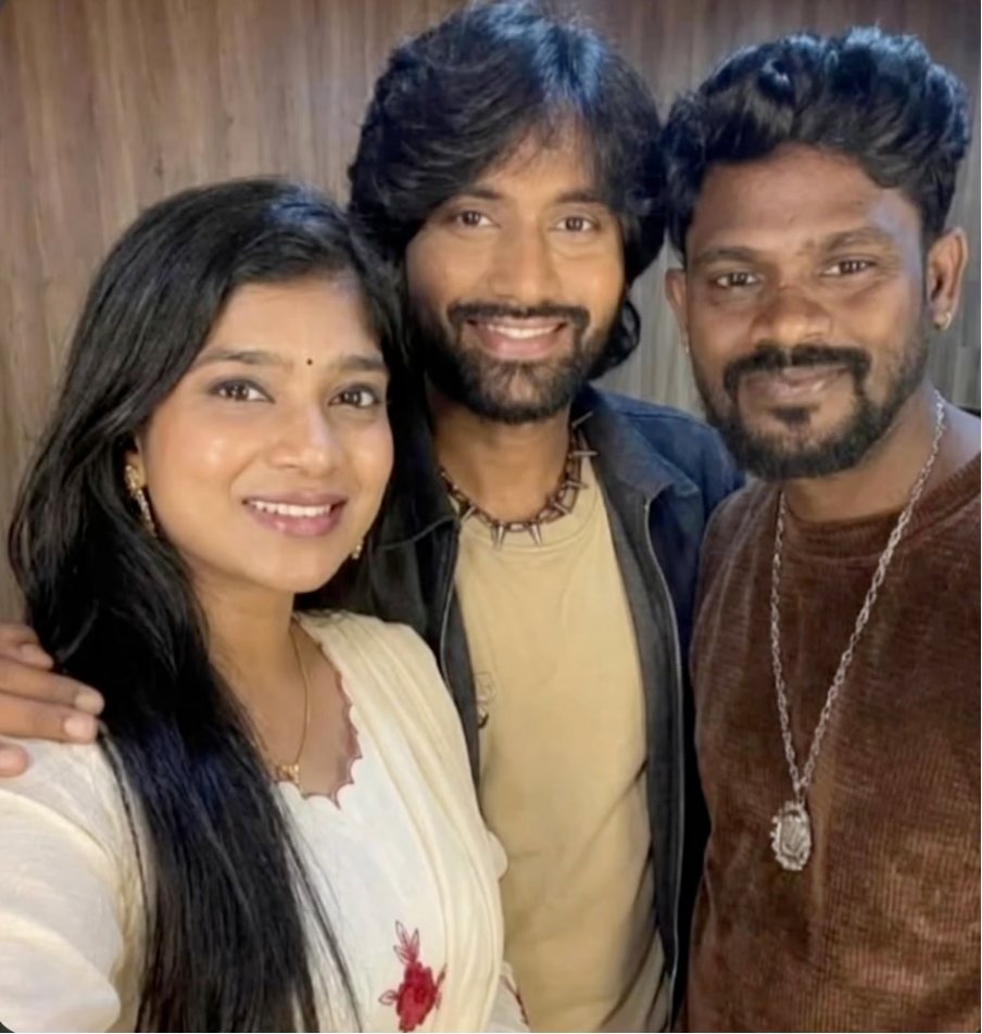 RubyPearl0404's tweet photo. Paarudin Celebration time🎉🎉
#VJPaaru
#Kamrudin
#GaanaVinoth
#paarudin
#BiggBossTamil9 https://t.co/LflgPvRBJZ