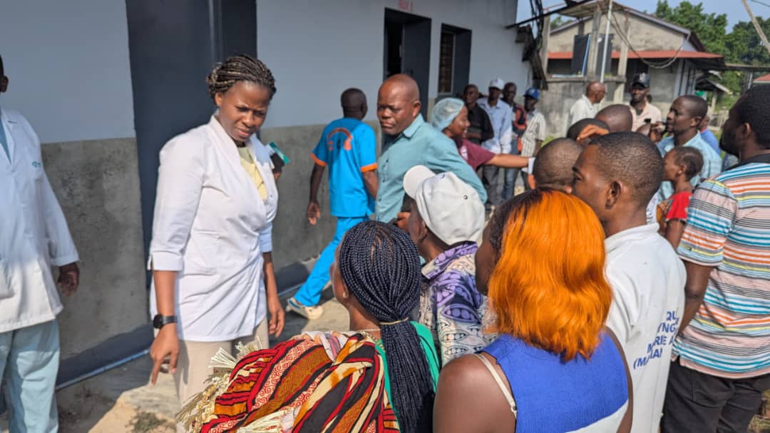 fondation_hbo's tweet photo. Les femmes sont des piliers du développement.

Les soutenir, les former et les valoriser, c’est renforcer toute la nation.

La Fondation HBO s’engage pour l’autonomisation des femmes congolaises.

Honorable @hermionebolumbe 

#FemmesCongolaises #LeadershipFéminin #fondationhbo https://t.co/tDY1Bm8Fxv