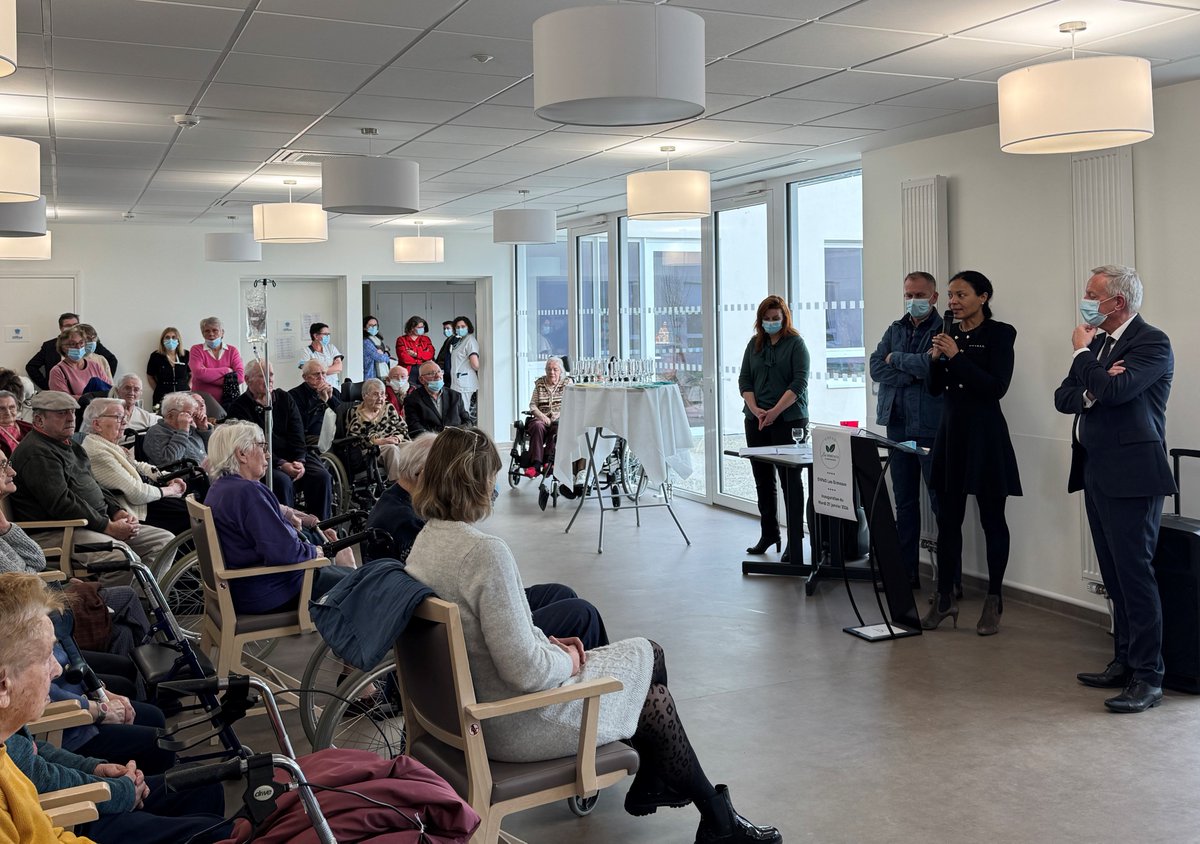 Image de Préfète de la Mayenne - 🧑‍🦳 Bâtir la société du #BienVieillir et de l'#Autonomie 

[27/01] Inauguration du nouvel EHPAD de