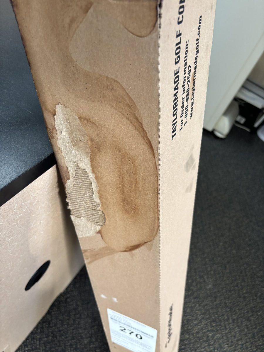 My new @TaylorMade driver arrived like this many thanks <a href="/FedEx/">FedEx</a>   Would <a href="/TaylorMadeGolf/">TaylorMade Golf</a> best golfer get something like this?  I think not but all I got from <a href="/TaylorMadeGolf/">TaylorMade Golf</a> was we are sorry.