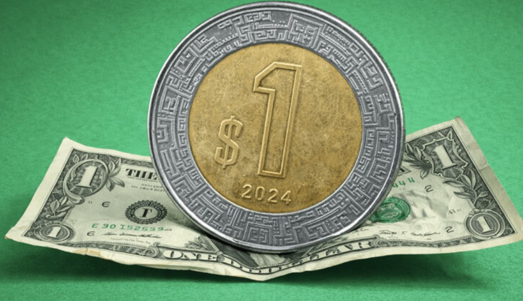 🔵 #Twiteratti
 
La oposición aseguraba una recesión en México, le falló; México crece el cuarto trimestre 0.8 por ciento. Querían que el peso se devaluara a $22.00 por dólar. Con la reforma judicial el superpeso se apreció, se ubica en $17.29. Decían que la inversión extranjera