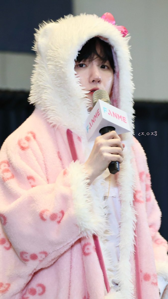 260131 백현 타이베이 팬싸
반전 매력…
#백현 #백현팬사이 #baekhyun