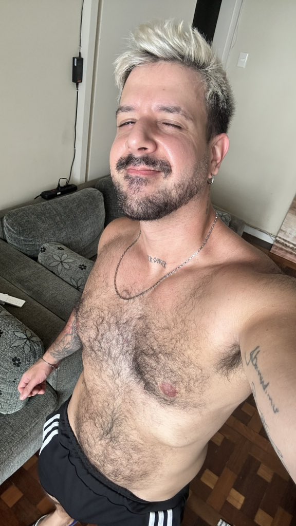 BrunoLeoDJ 🐻 tweet media