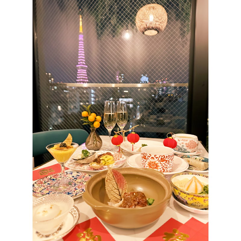 Press__official's tweet photo. MOON FORESTで迎える旧正月の特別な夜。
東京タワーを望む空間で、モダン香港広東料理の旧正月コースと、香港出身YuYeungによる二胡の生演奏を。
2h飲み放題付・完全予約制。通常¥18,888 早割¥13,888（2/14まで）