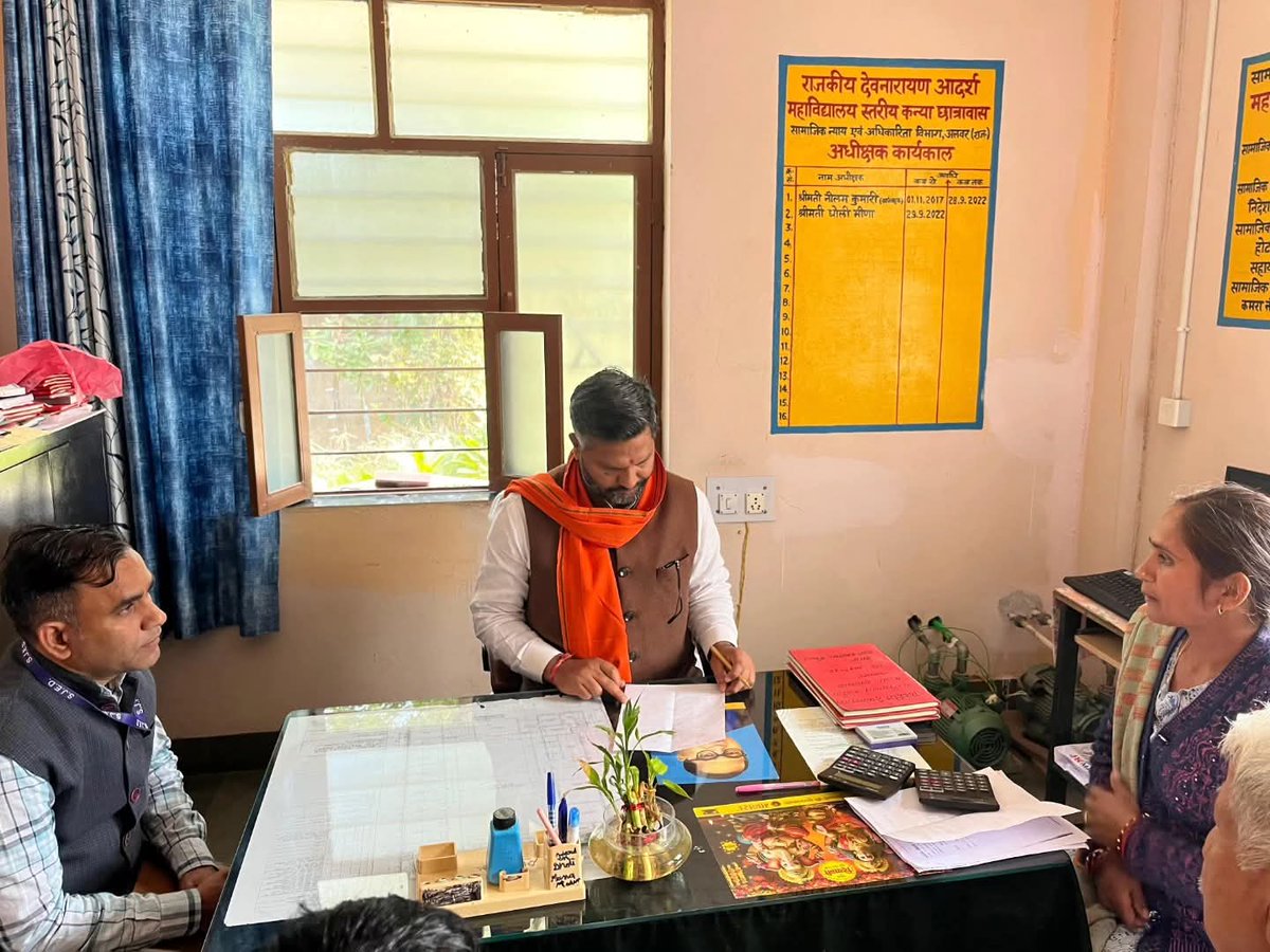 ombhadanabjp's tweet photo. दो दिवसीय प्रवास के दौरान विभिन्न गतिविधियों के साथ साथ धौलपुर ,अलवर ,दौसा में संचालित  राजकीय देवनारायण  छात्रावासो का निरीक्षण कर छात्राओं को उपलब्ध सभी मूलभूत सुविधाओं का गहन अवलोकन किया। छात्रावासों में स्वच्छता, आवास, भोजन, सुरक्षा एवं अन्य आवश्यक व्यवस्थाओं की समीक्षा की गई https://t.co/ebCNgr80j1