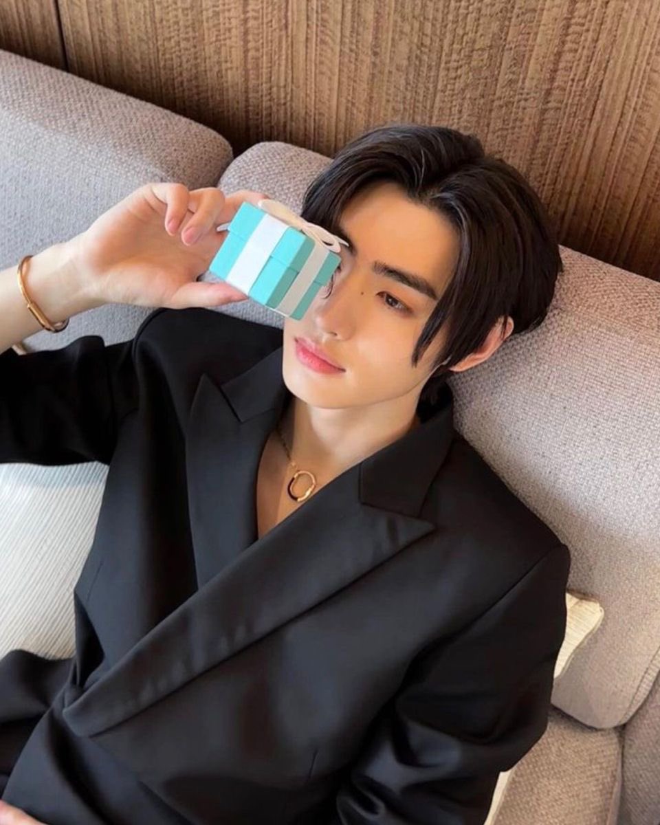 sunghoon_right's tweet photo. https://t.co/CXF0lcx21N