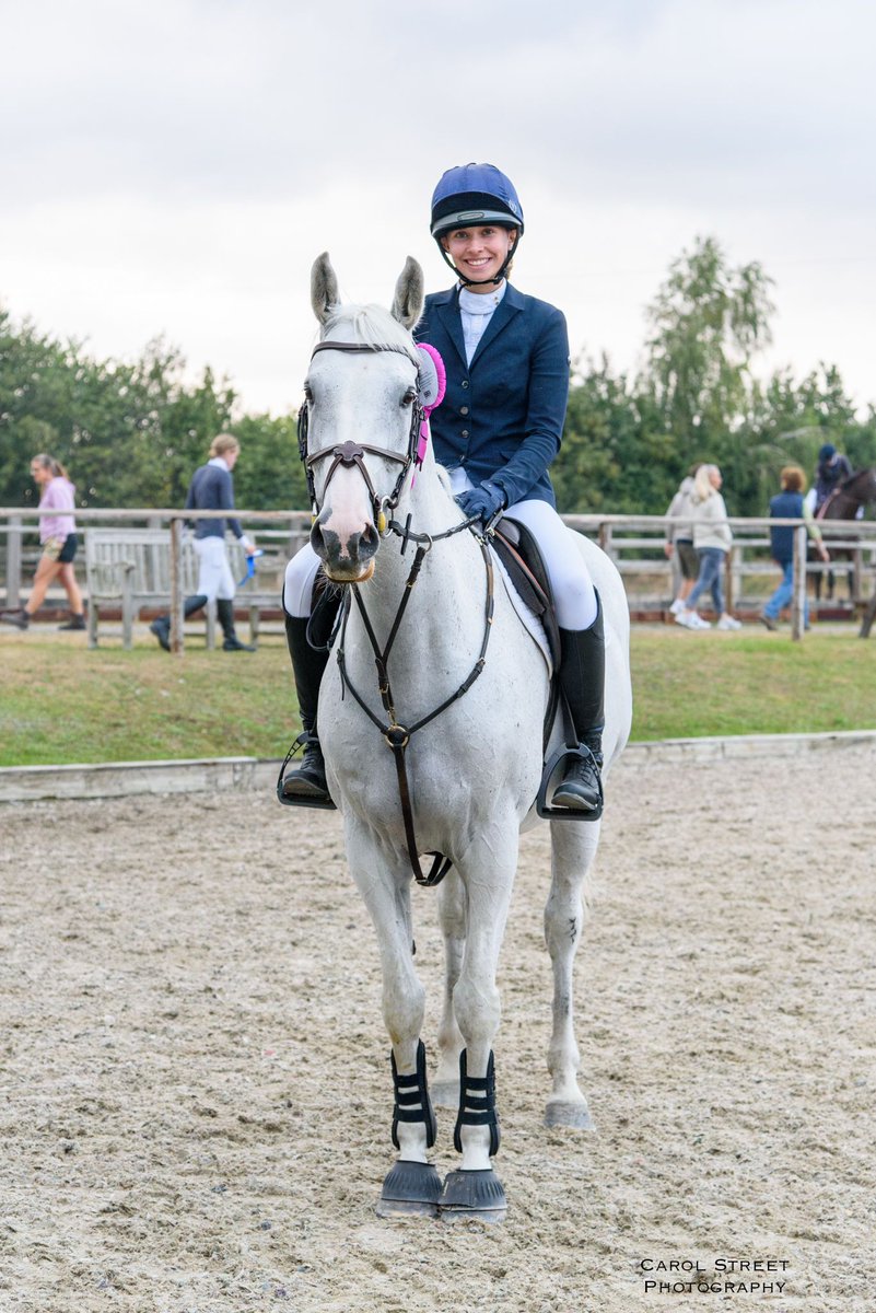 CottenhamVC's tweet image. A fantastic result for Olivia S in Y10 who has competed and came 4th in her first NSEA school showjumping event @ Forest Edge, Norfolk. This fantastic result qualifies her for the regional finals at Aintree in May. We wish her the very best of luck!