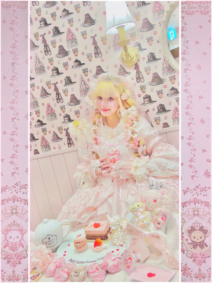 SPrincessyuri's tweet photo. 受注でお迎えしたキラキラアイテムを合わせてうさくみゃちゃんと華やかにおめかし⋆˙⟡
cafeでお祝いメッセージを入れて楽しんでから舞踏会（ショー）へ🏰⊹ ࣪ 
テーマに合わせて大好きなシンデレラ様にしました🤍.*･ﾟ
#BABYfs2026
#BABYPIRATESフォトコンテスト企画2026
今年のショーも幸せでした♡ https://t.co/Qsgh5bynNL