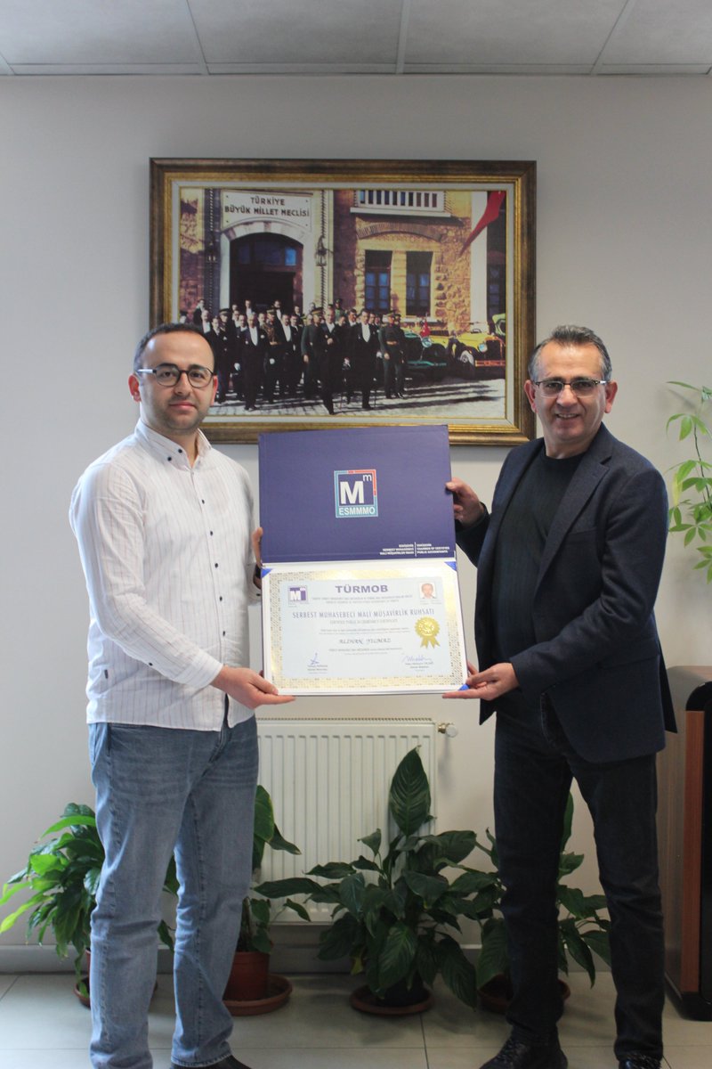 Yeni üyemiz Alihan YILMAZ'a  mesleki ruhsatı teslim edilmiştir. Kendisine meslek hayatlarında başarılar dileriz.