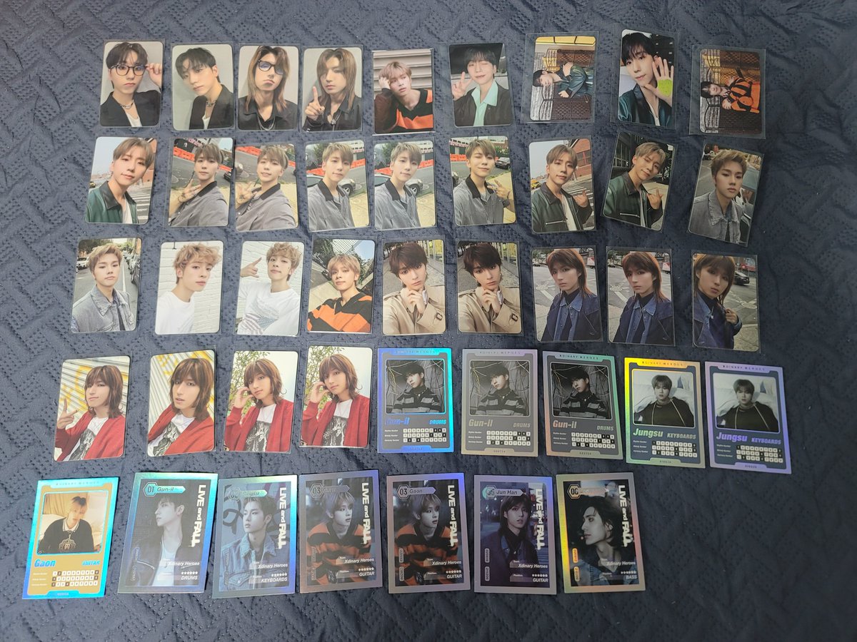 S_D_ale's tweet photo. 엑디즈 포카 위주 양도합니다
원하는 포카 이름이나 사진에 표시해서 문의주세요
디엠 알림이 잘 안 와서 오픈카톡이 빠릅니다..!
금액 먼저 제시주셔도 됩니다
마지막장은 전부 세트입니다
세트우대 다수우대
1.0 이상부터 거래가능
https://t.co/ODKowqnU7h
엑스디너리히어로즈 Xdinary heroes https://t.co/WphzLZeLgq
