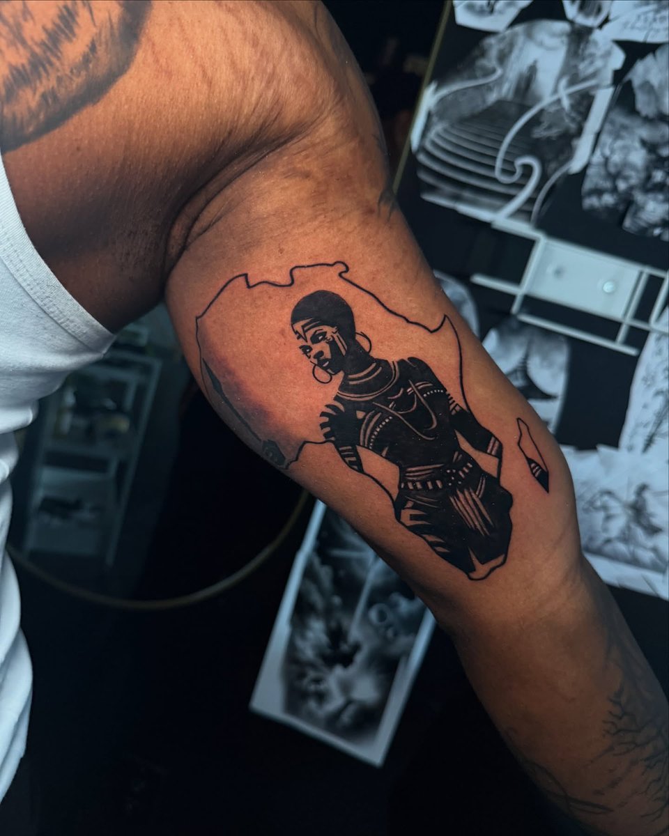 IamMzilikazi's tweet photo. The writing is on the wall: To ink or not to ink, it’s a personal choice #TheInk 30 part 3 https://t.co/PJj3YiDTCD
