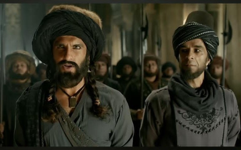 Hamza Ali Mazari &amp; Arshad Pappu from the 14th century

 #Padmaavat #Dhurandhar #DhurandharTheRevenge