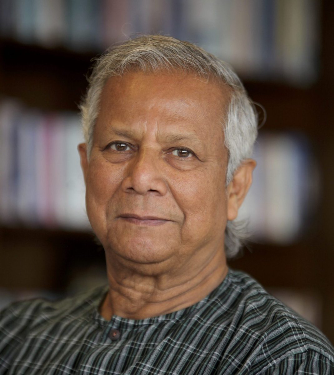 NewsAlgebraIND's tweet photo. BIG BREAKING NEWS 🚨

Bangladesh and Pakistan fear major losses after back-to-back trade deals signed by India.

After the India–EU deal, Indian exports are set to get tariff-free access to EU markets.

Bangladesh faces long-term risk as its duty-free EU access will phase out after LDC transition.

Pakistan fears losing its price advantage in textiles due to stronger Indian competition.

Exporters in both countries are clueless about tougher competition in Europe ahead.