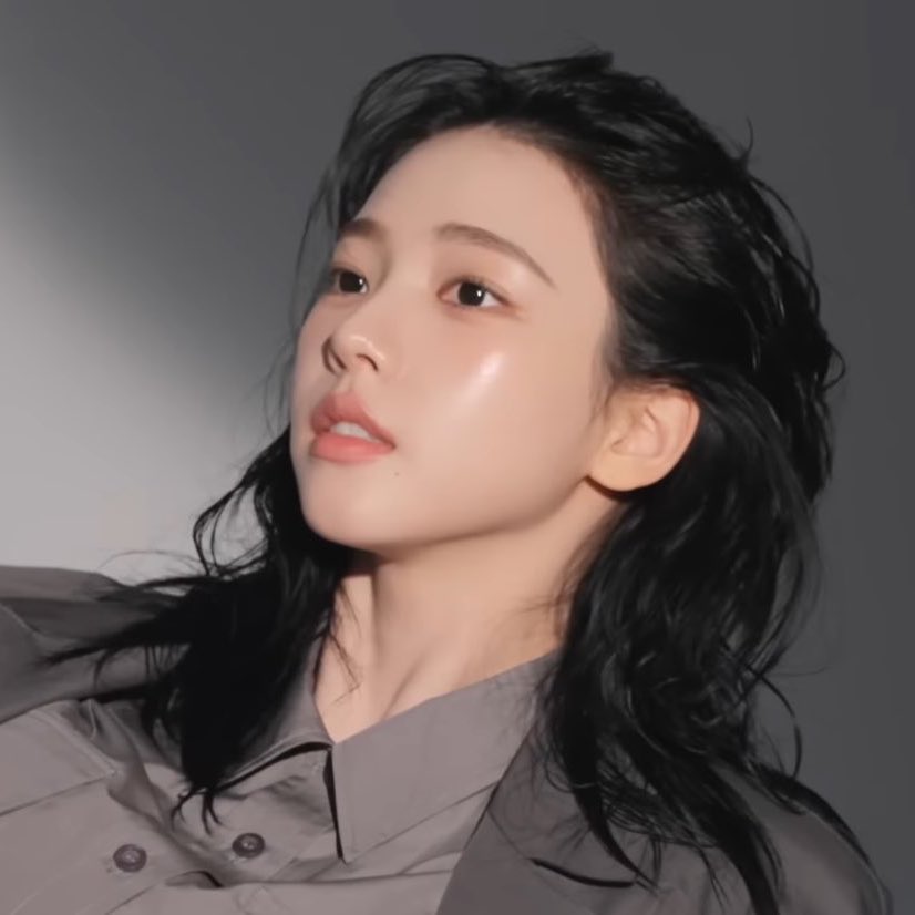 imtwentyn's tweet image. ไผว่าเฒ่าา บ่เป็นหยัง แค่มีตังให้ใช้สักก้อนน