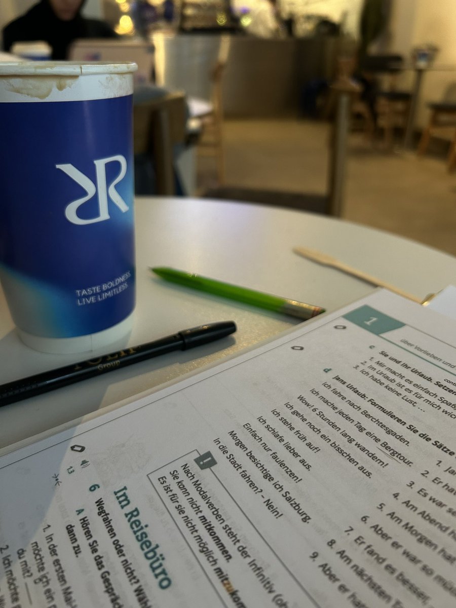 هَــدِيــر tweet media