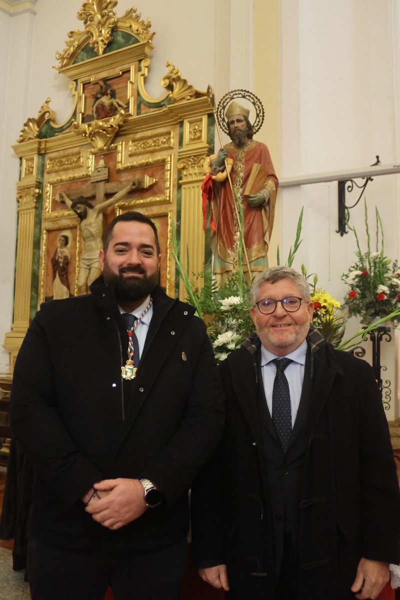 ✨<a href="/_NachoRedondo_/">Nacho Redondo</a> celebra la festividad de San Blas en Cabanillas del Campo, junto a Jaime Amboage, concejal del municipio. 

Tradición, encuentro y vida local.
