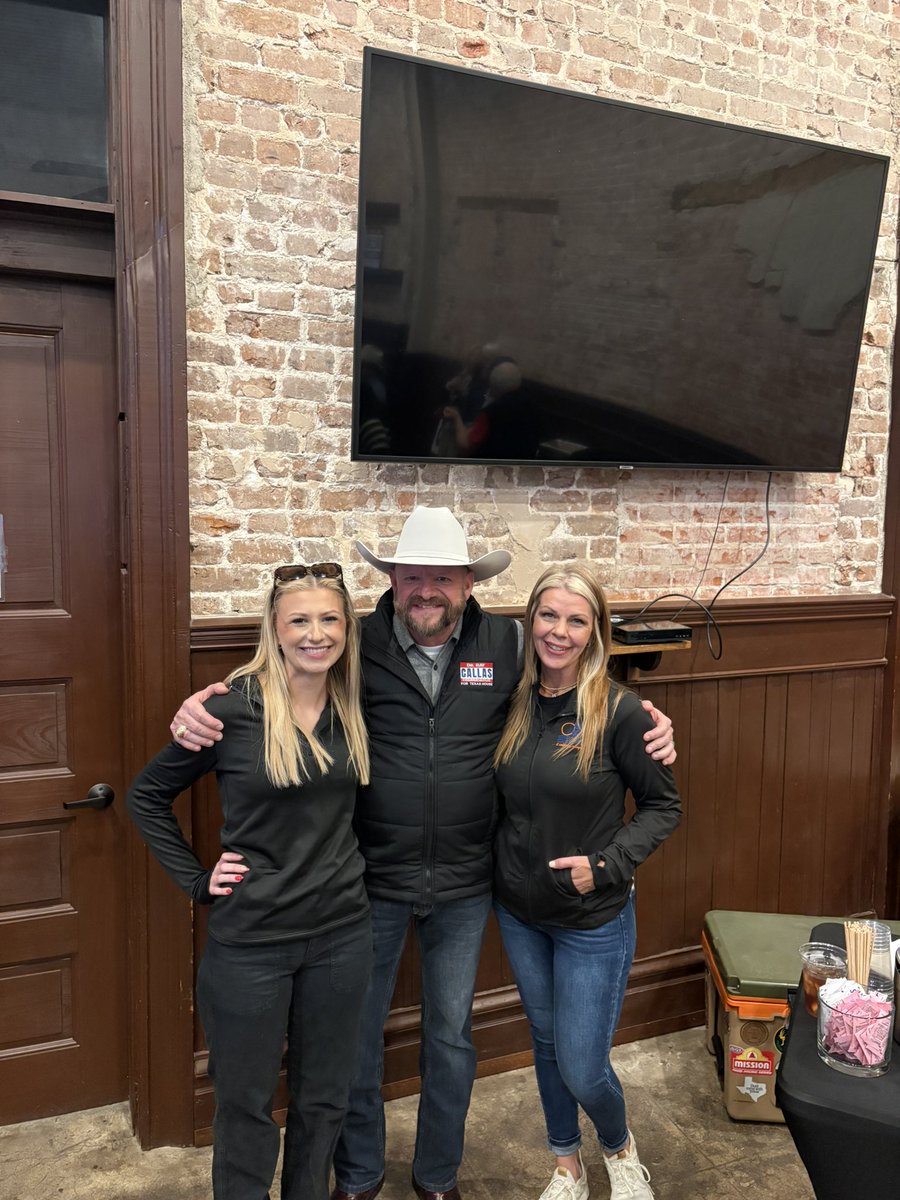 RayCallas4TX's tweet photo. Thank you to everyone who made it out to the Orange Train Depot last night. It was a great event and I was honored to see so many supporters take the time to show up and talk about the issues driving their vote this election.

Connecting with constituents is the No. 1 job of a state representative, and I am working hard every day to earn your support. As your next state representative for HD 21, I will always have an open door for “We the People…” 

God bless Texas!

#txlege