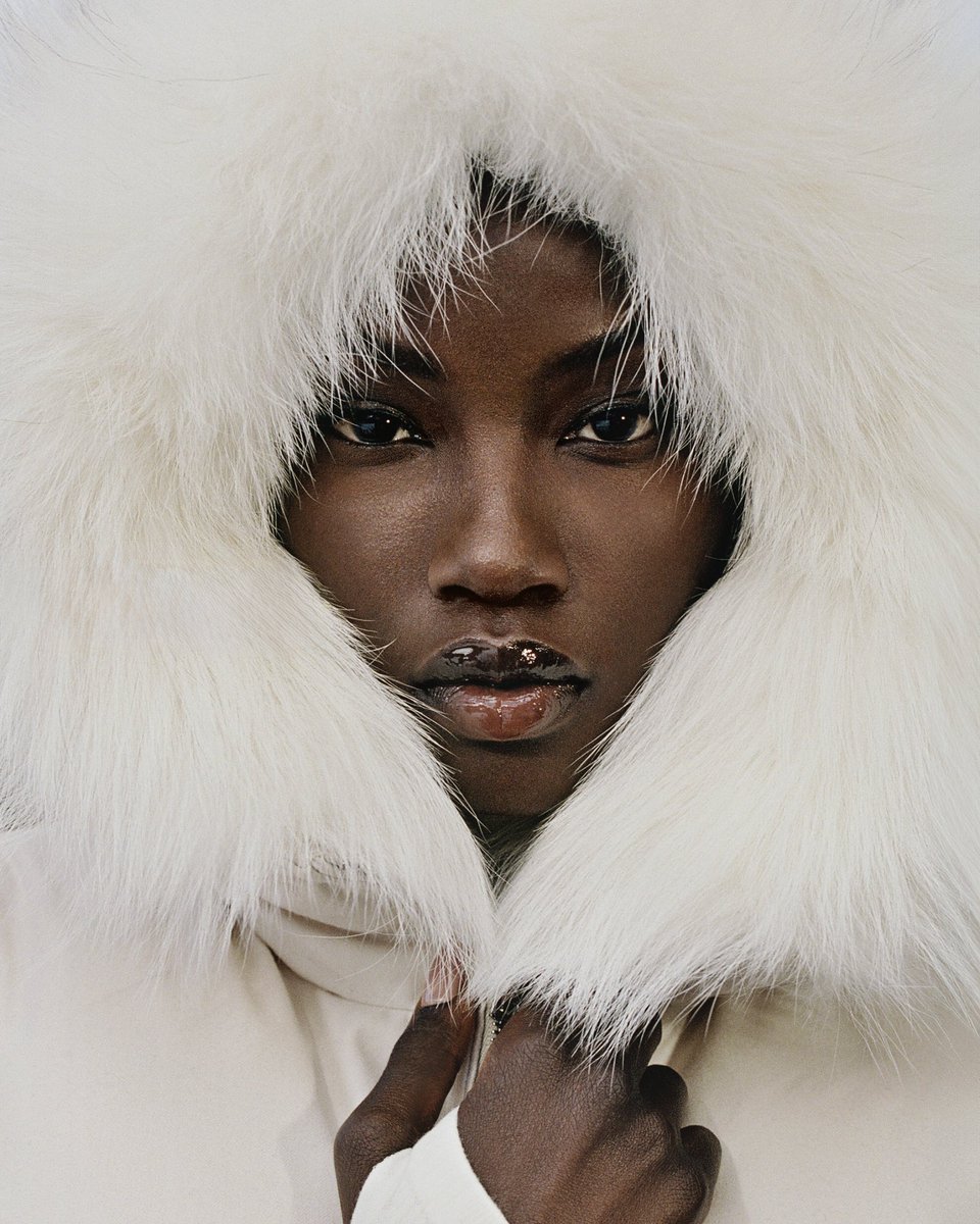 StreetFashion01's tweet image. Anok Yai for Rhode (2026)