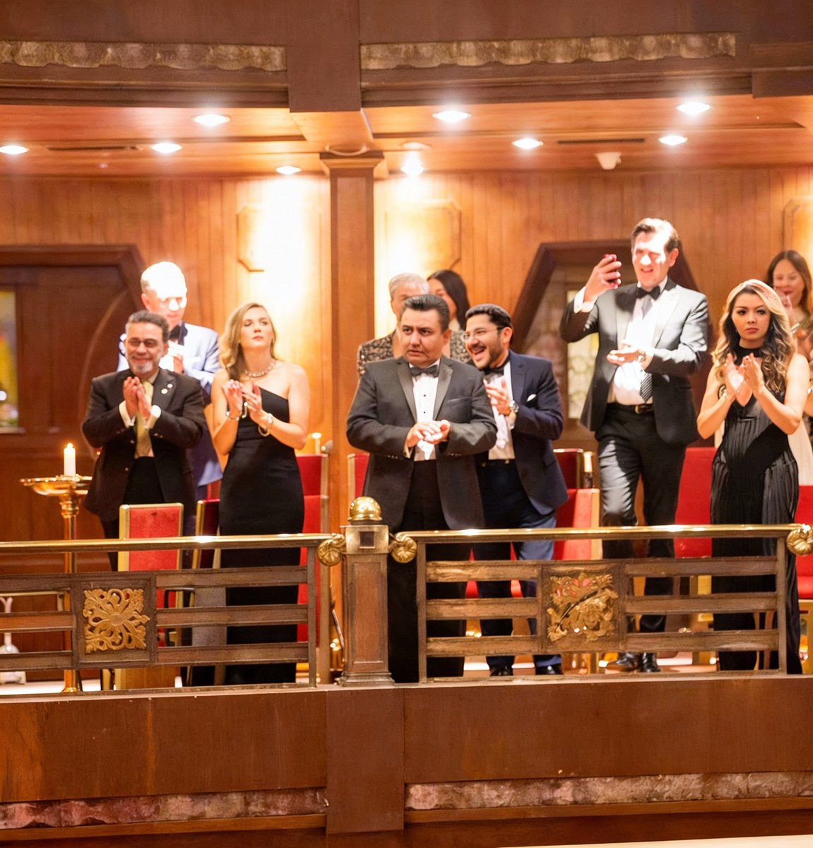 Qué mal que no había inteligencia artificial para ampliar fotos en 2019.