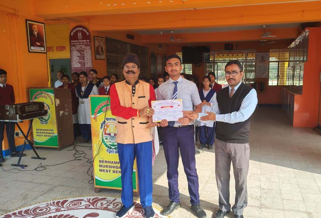 jnvmsdwb's tweet photo. 3 Students of PM SHRI SCHOOL JNV MURSHIDABAD W.B were selected & participated for Regional Level " Rashtriya Bal Vaigyanik Pradarshani" Guided by Mrs. D.Jena, PGT(Bio) & out of them 1 student-Bipro Ghosh selected for National Level. #JNVActivity
@NVS_HQ
@EduMinOfIndia
@PMOIndia https://t.co/q98qJEYWNX