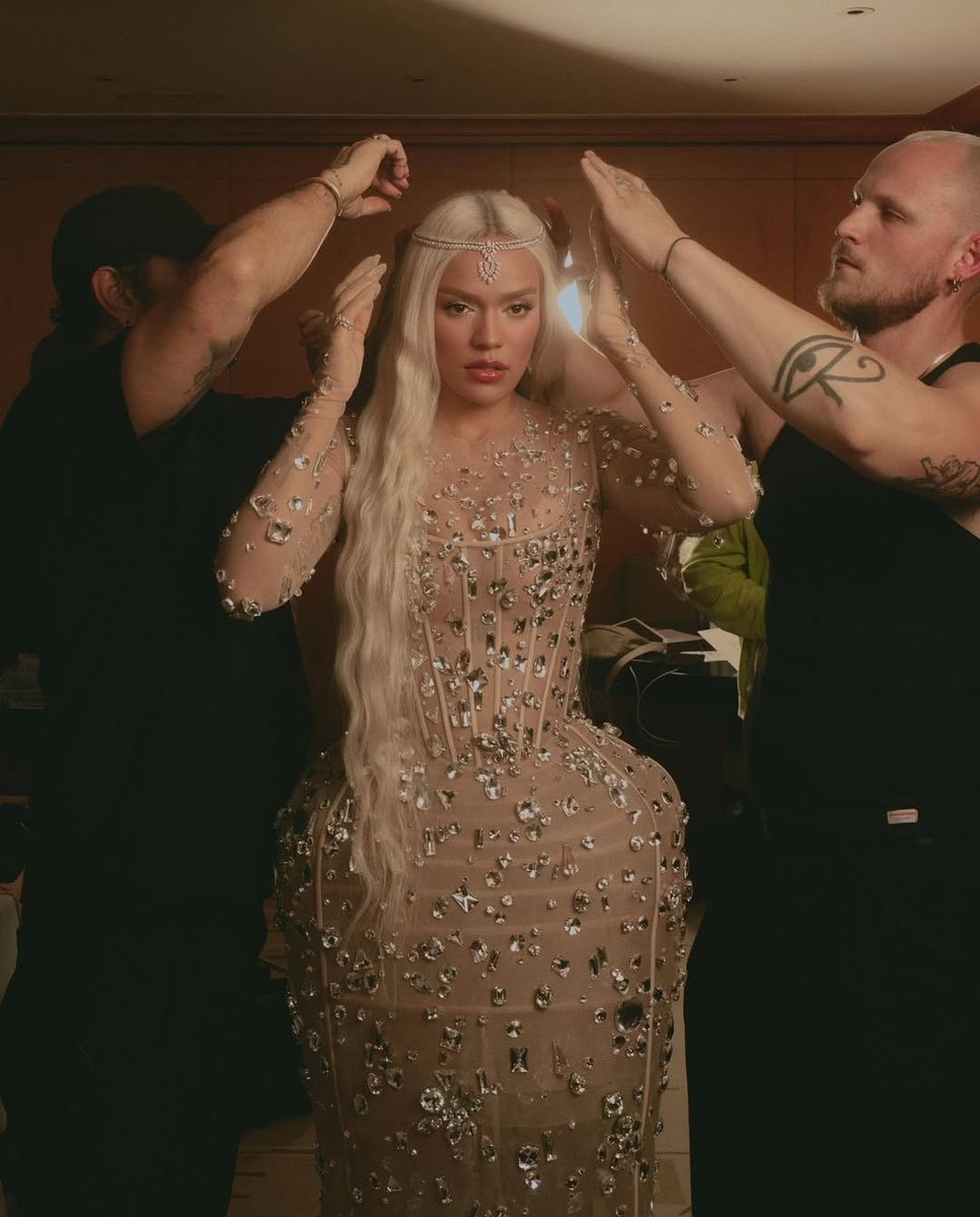 Karol G (fans) tweet media