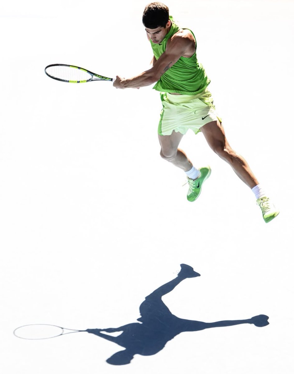voshans's tweet image. Sportfotografie ís kunst…
(Foto James Gourley) #CarlosAlcaraz 
#AustralianOpen #AO26 #tennis