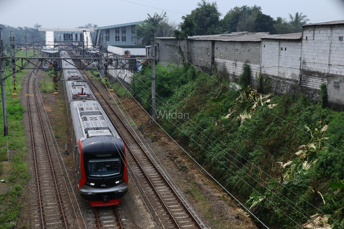 The improved headway for the KRL Rangkasbitung Line / Green Line will be scheduled by DJKA / Direktorat Jenderal Perkeretaapian.

The Tanah Abang -Parungpanjang section is recommended to run every 4 minutes, while the Parungpanjang- Rangkasbitung section every 8 minutes.