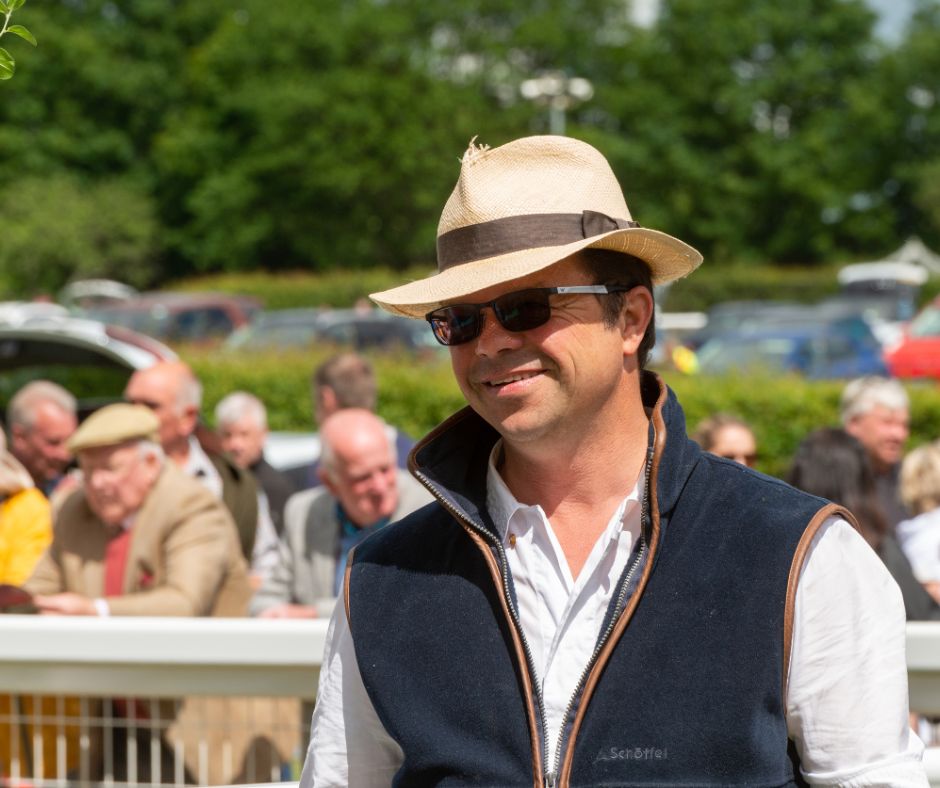 Cartmel Racecourse tweet media