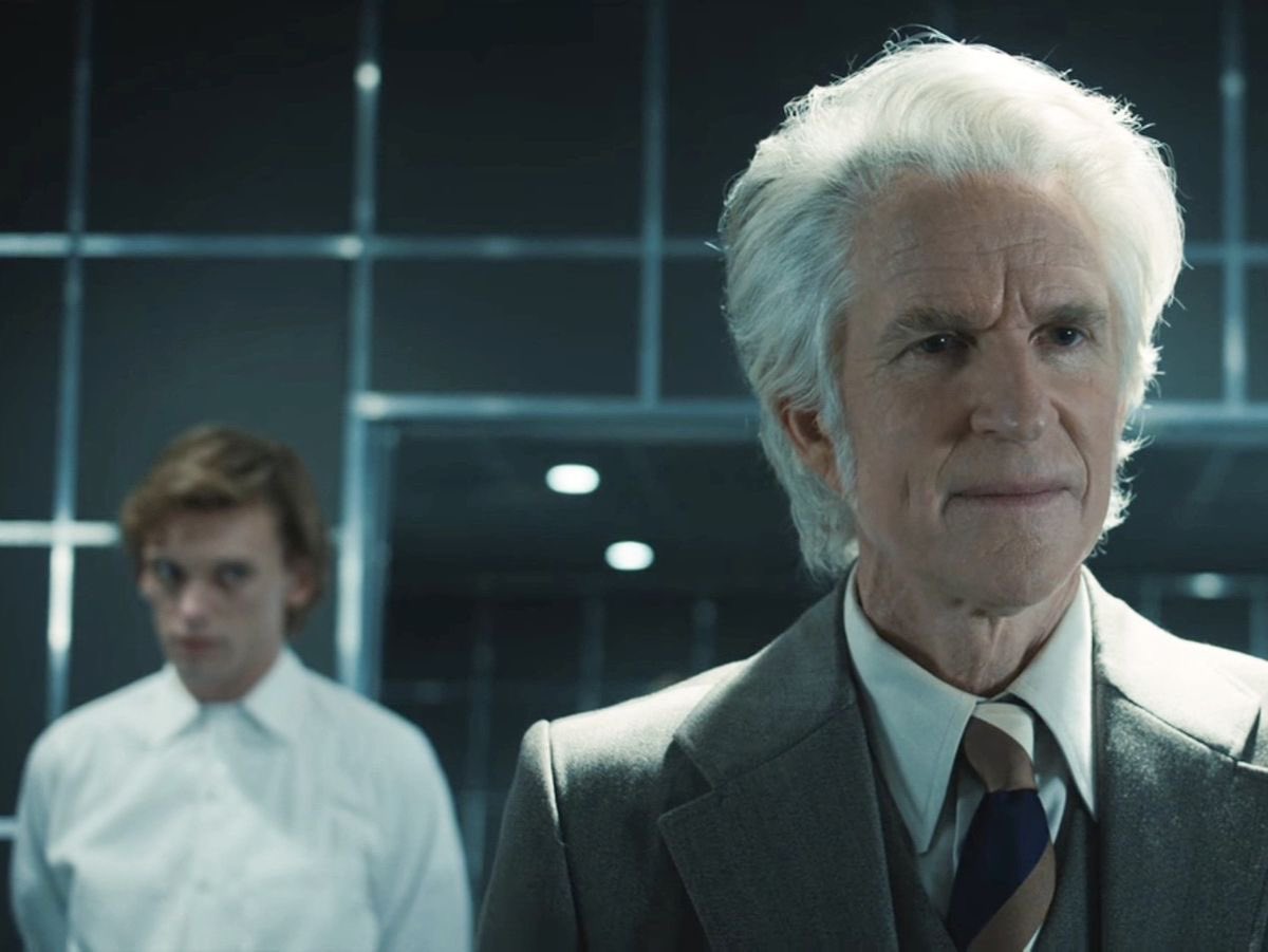 dojauhh's tweet image. he's trying to explode him with his mind