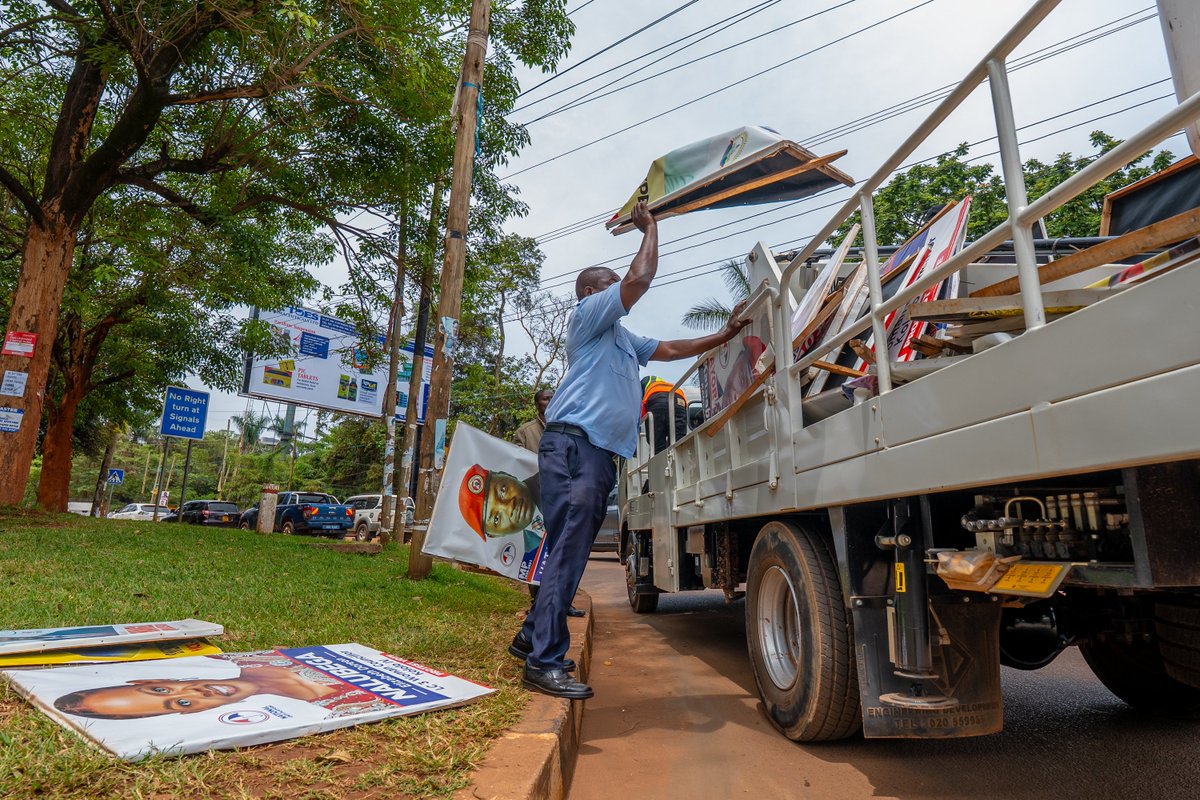KCCAUG's tweet photo. Elections done ✅

Our teams are moving all over the city removing all election clutter.

#KCCAatWork #ForABetterCity https://t.co/yQTt4Ttzl7