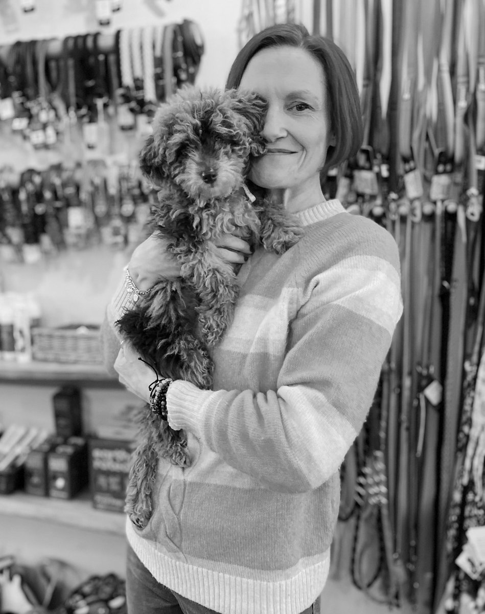 bemorebob2's tweet photo. Auntie Emma and me, love Dolly *** https://t.co/Ko0HnphHm8