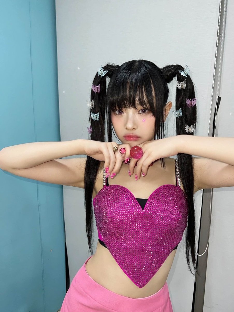 팜하니 얼굴 tweet media