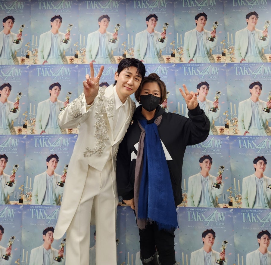 zerotak2lover's tweet photo. 영탁이의 깜찍 브이랑 손 하트💙
https://t.co/bou6YacIxJ https://t.co/H90SgXRbzM