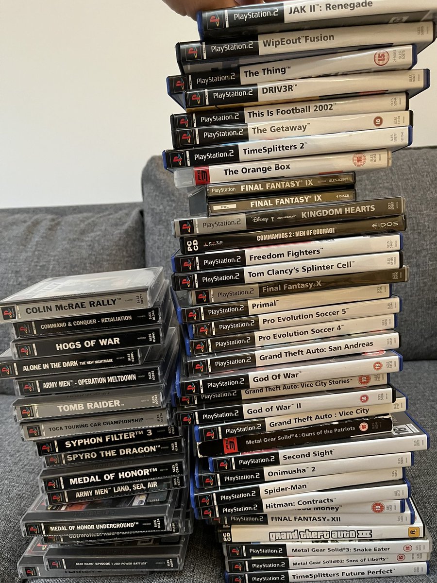 Glenn Moore (Insta: @glennrogermoore) tweet media