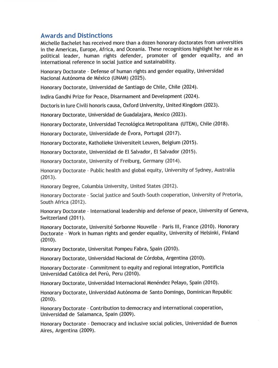 BenjAlvarez1's tweet photo. Michelle Bachelet Jeria's Curriculum Vitae: "Her career has been backed up by peace awards, more than a dozen honorary doctorates, and strategic appointments in social protection, employment, and climate change." https://t.co/AZVBxmqoQn