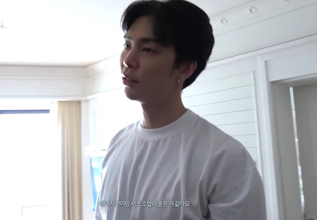 summerjsuh's tweet image. "we have                                            "baby, we're
dating rumours"                                married"