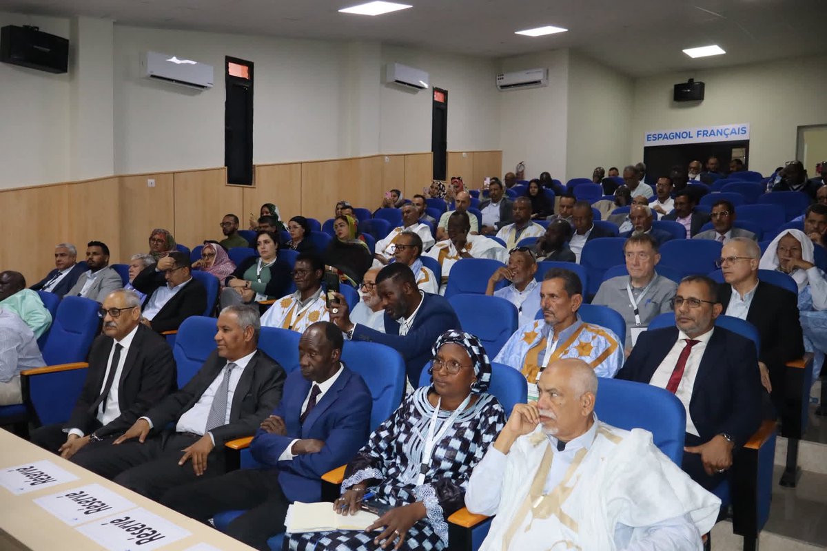 cnrdpa's tweet photo. The #Cnrdpa directeur Pr Nabil Bouflih is visiting Mauritania to participate in the international conference on cephalopods organized by the #Imrop 
@UN_FAO_GFCM 
#Algeria https://t.co/UExKFgHMdZ