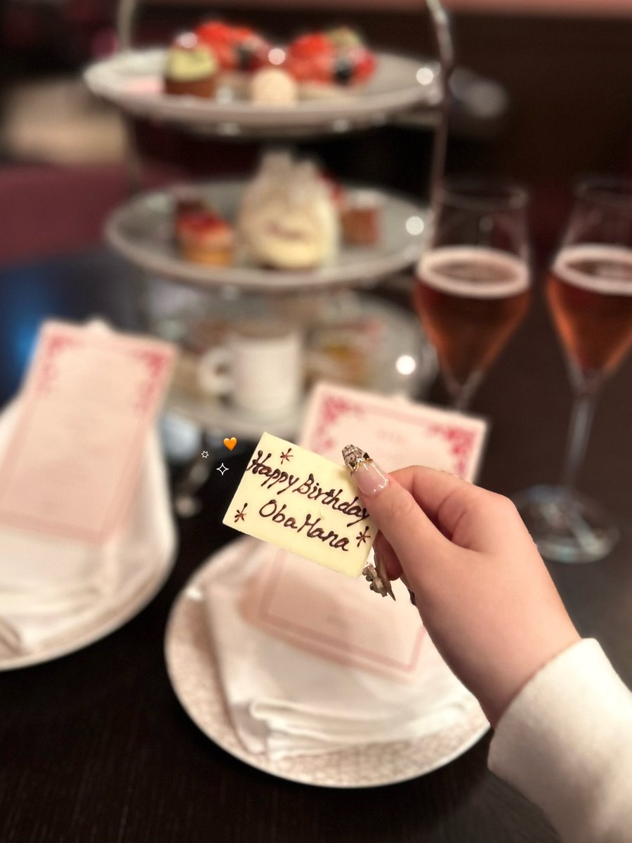 びよよん tweet media