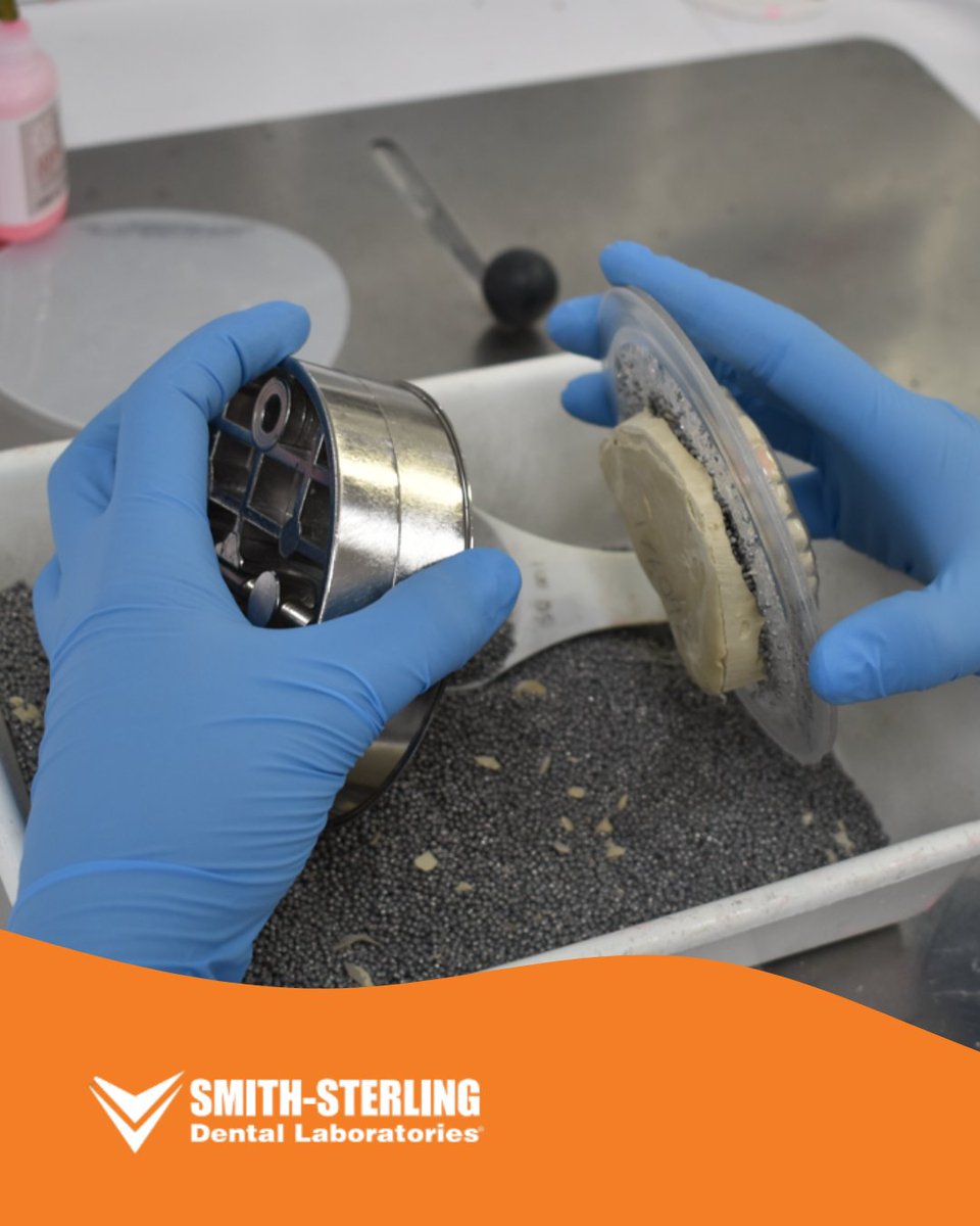 smithsterlingdl's tweet photo. This is what dedication looks like in motion. Skilled hands, shared focus, and a team that takes pride in every detail — because great results are never the work of one person alone.

#TeamBehindTheCases #DentalLabCulture #LabLife #CraftedWithCare #DentalProfessionals https://t.co/QHm3W9YGkX