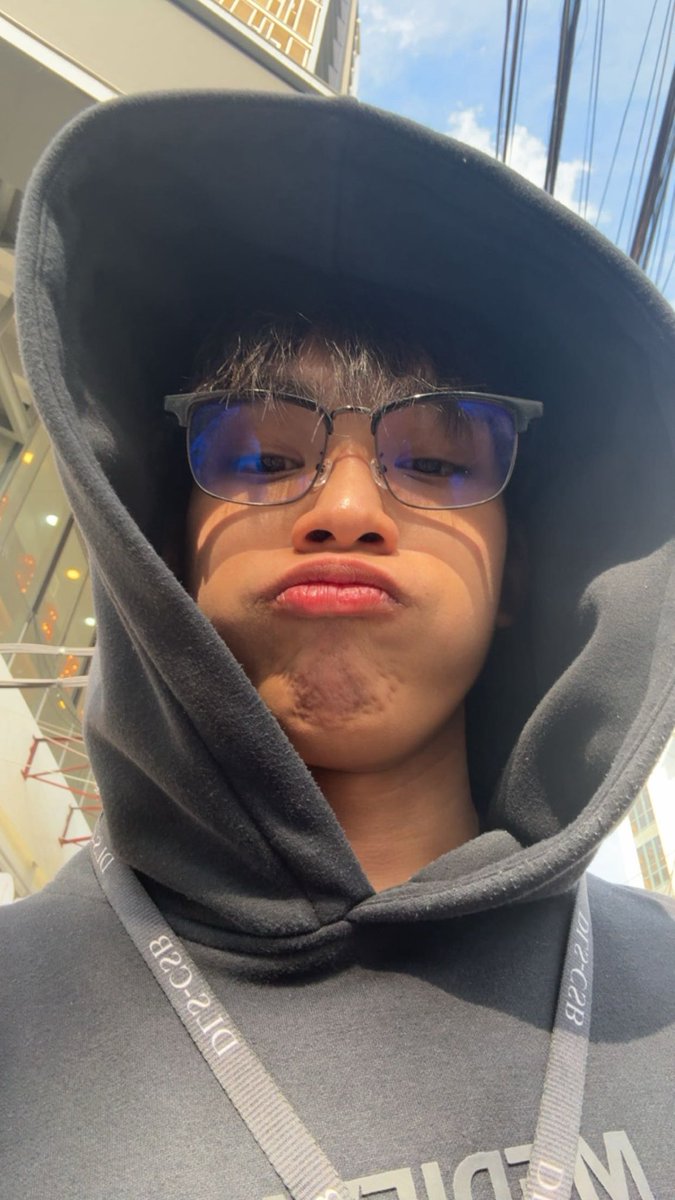 AJAA Axl tweet media