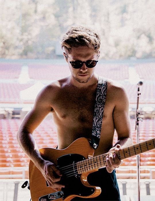 Niall Horan’s Gallery tweet media