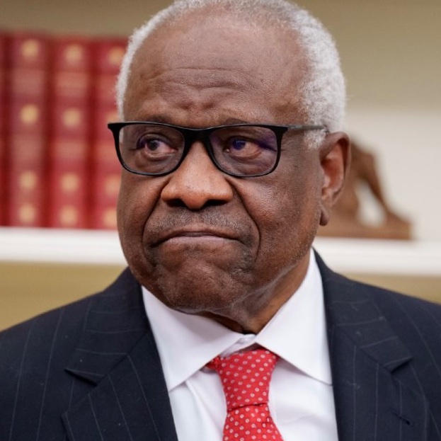 anyonewantchips's tweet image. Your reminder that Anita Hill was attacked for warning us that Clarence Thomas was not worthy of the Supreme Court.