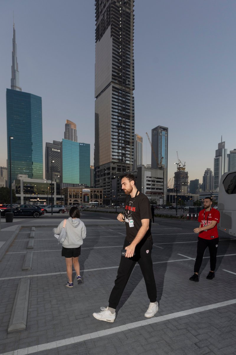 Entering the building with style!

#OlympiacosBC #WeAreOlympiacos #TogetherWeFight #DUBOLY
