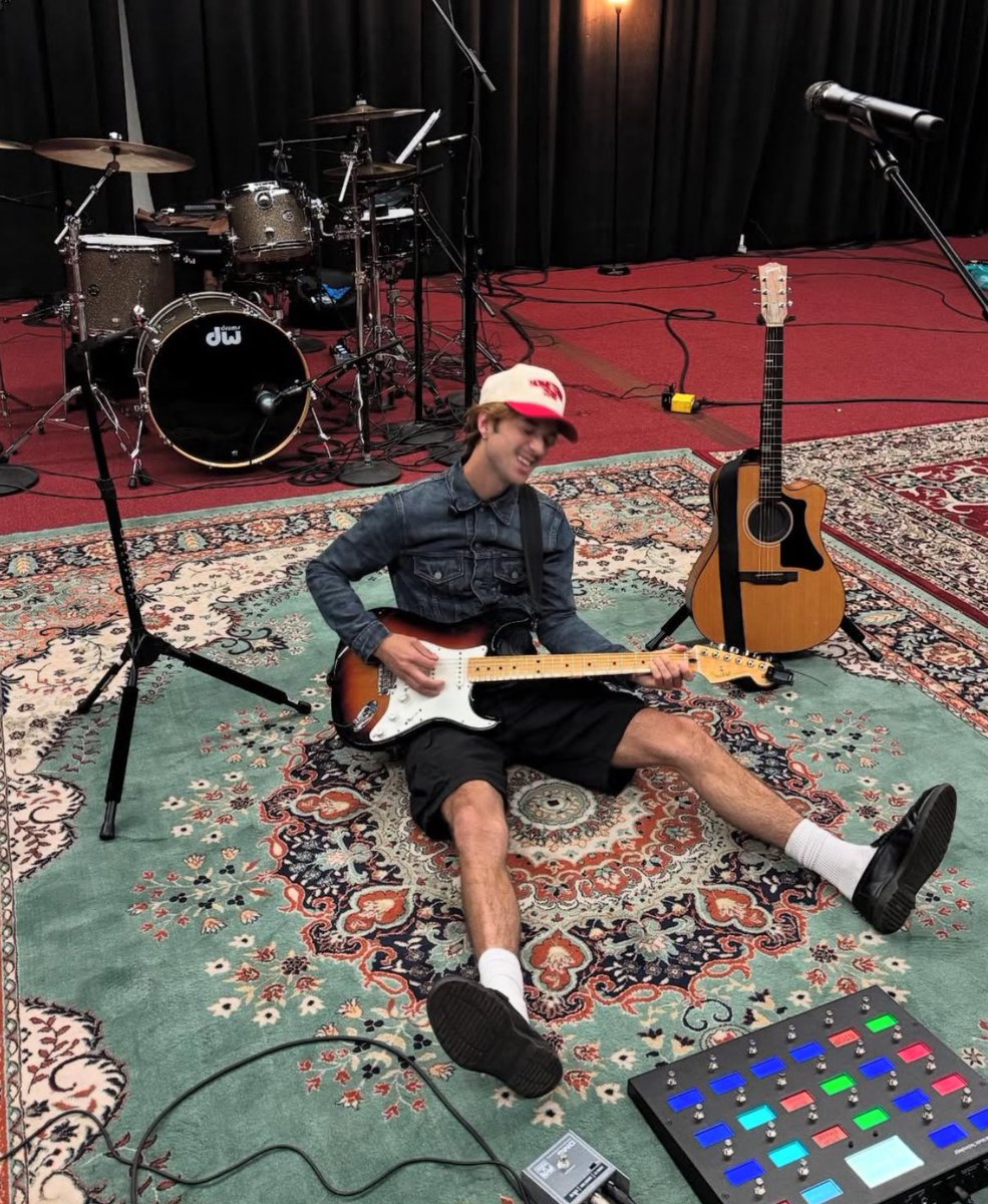 Daniel Seavey Source tweet media