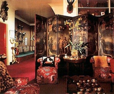 I do wonder what Diana Vreeland’s “Garden in Hell” apartment, designed by Billy Baldwin, looks like today. I’m sure its walls are probably beige now!