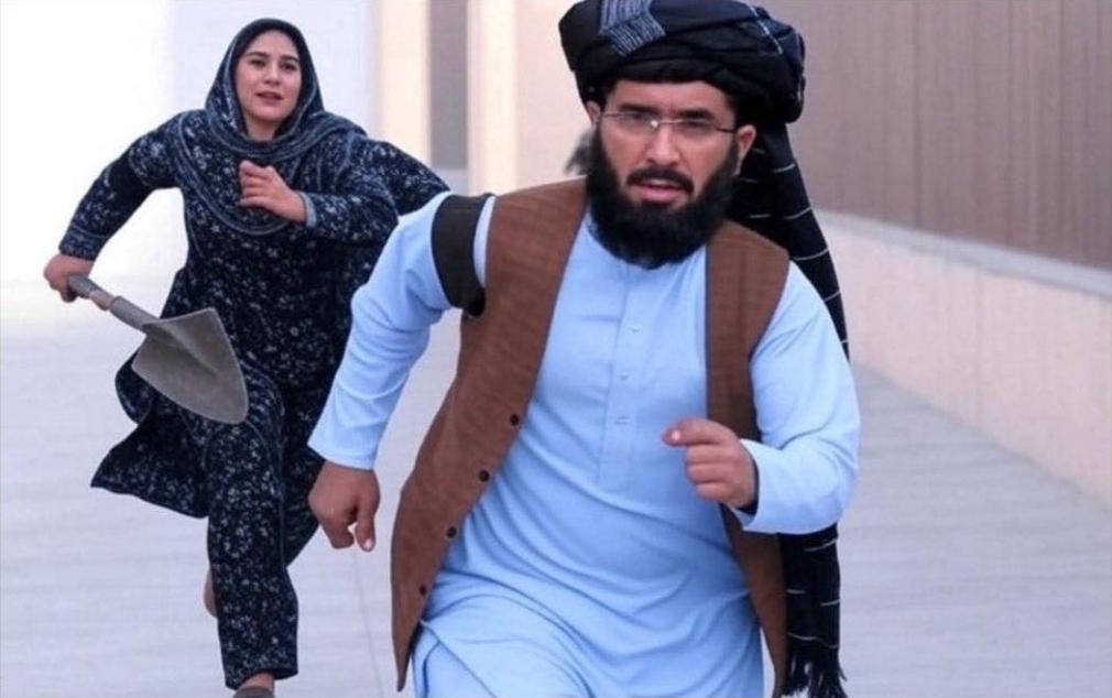 Esmat ✍ tweet media