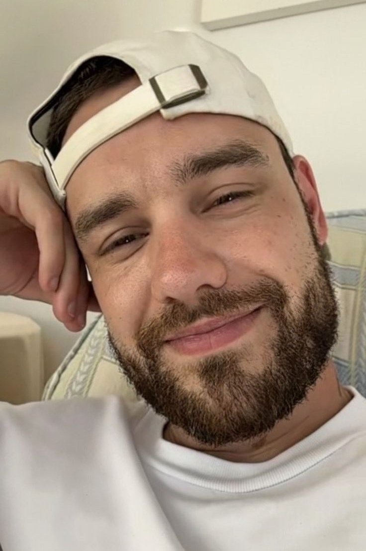 𝓛𝓪𝓾𝓻𝓮𝓷 𝓵𝓸𝓿𝓮𝓼 𝓛𝓲𝓪𝓶 tweet media